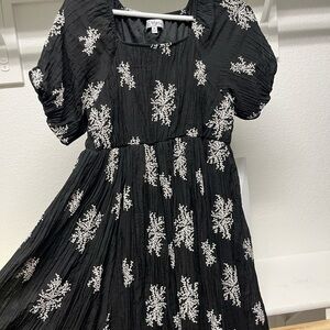 Like New Polagram Embroidered Square Neck Textured Dress SZ M